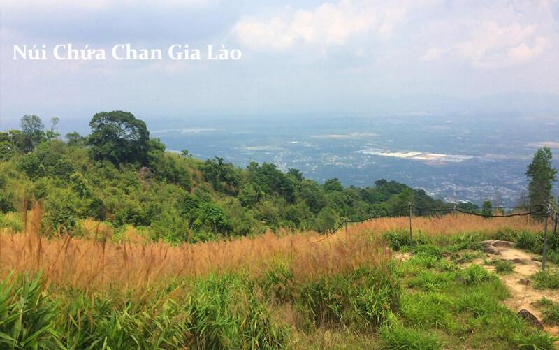 Núi Chứa Chan Gia Lào ở đâu, có gì vui chơi Núi Chứa Chan Gia Lào ở đâu, có gì vui chơi