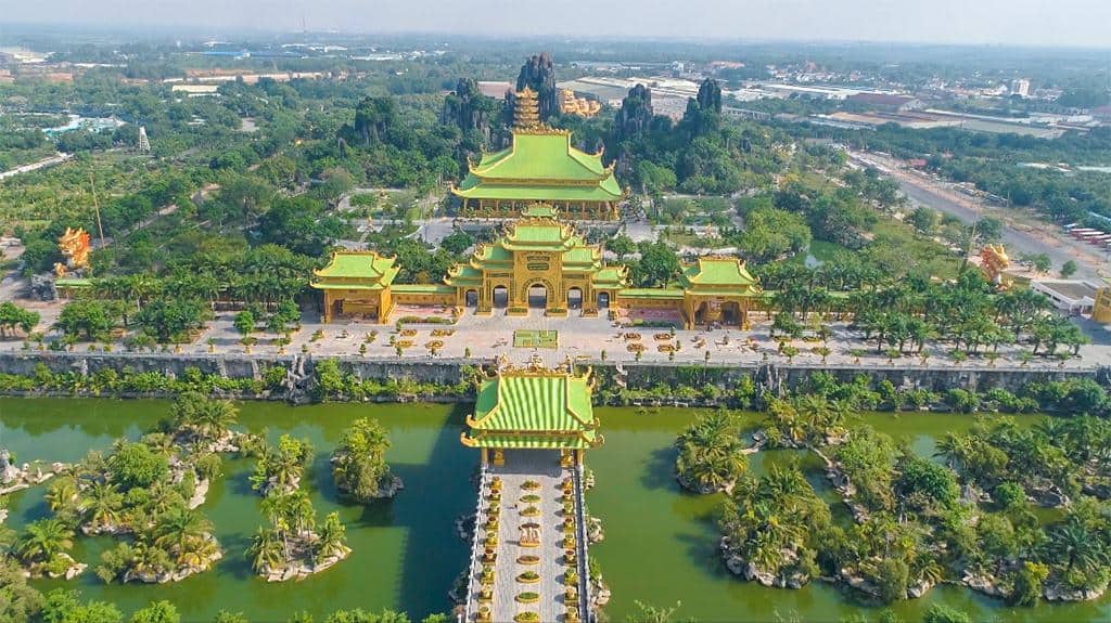 Tìm hiểu giá thuê xe và giá vé vào cổng Đại Nam bao nhiêu Tìm hiểu giá thuê xe và giá vé vào cổng Đại Nam bao nhiêu