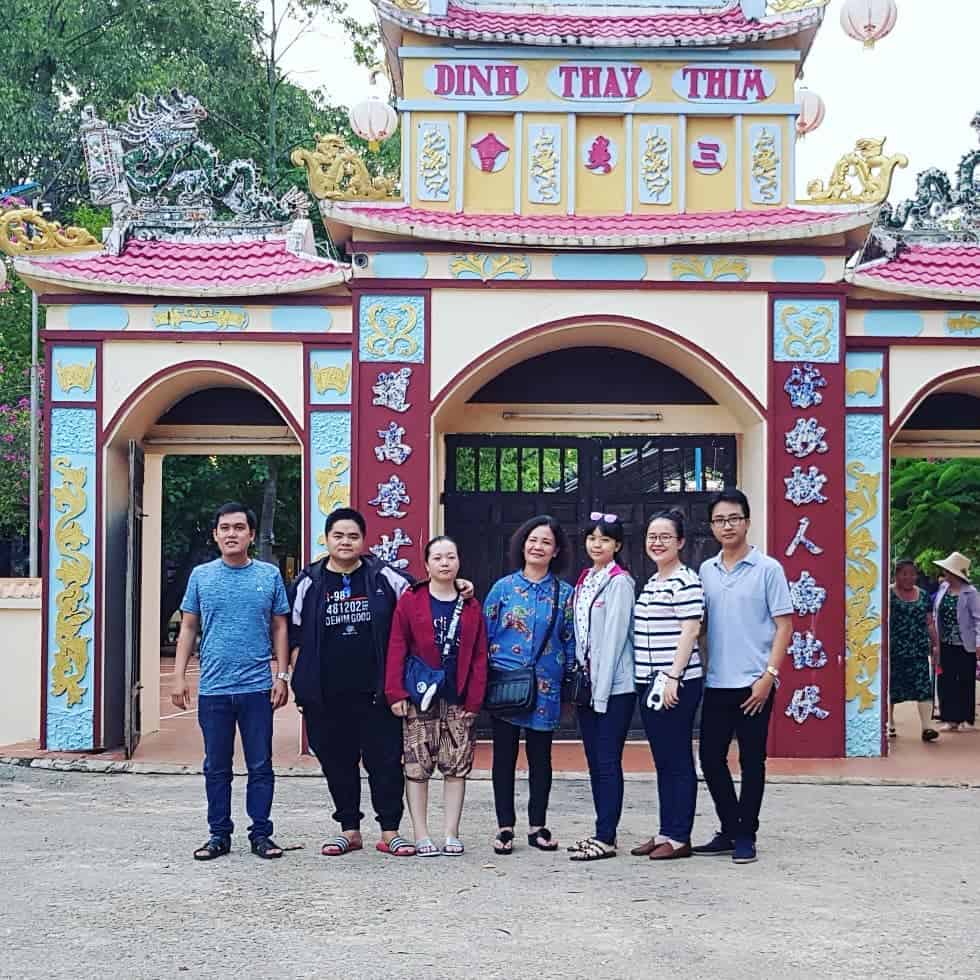 Cho thuê xe đi Cổ Thạch giá rẻ tại Sài Gòn Cho thuê xe đi Cổ Thạch giá rẻ tại Sài Gòn