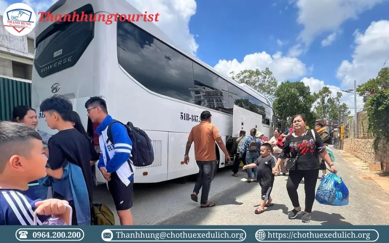 Cho thuê xe đi du lịch tại Bình Dương
